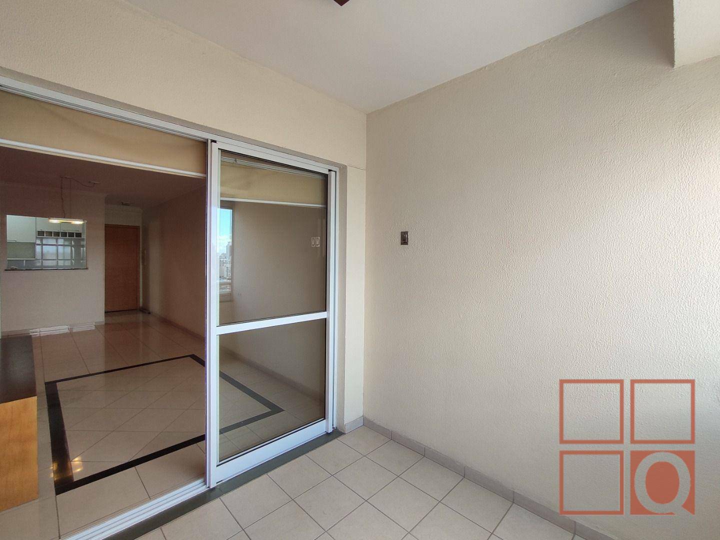 Apartamento para alugar com 2 quartos, 67m² - Foto 8