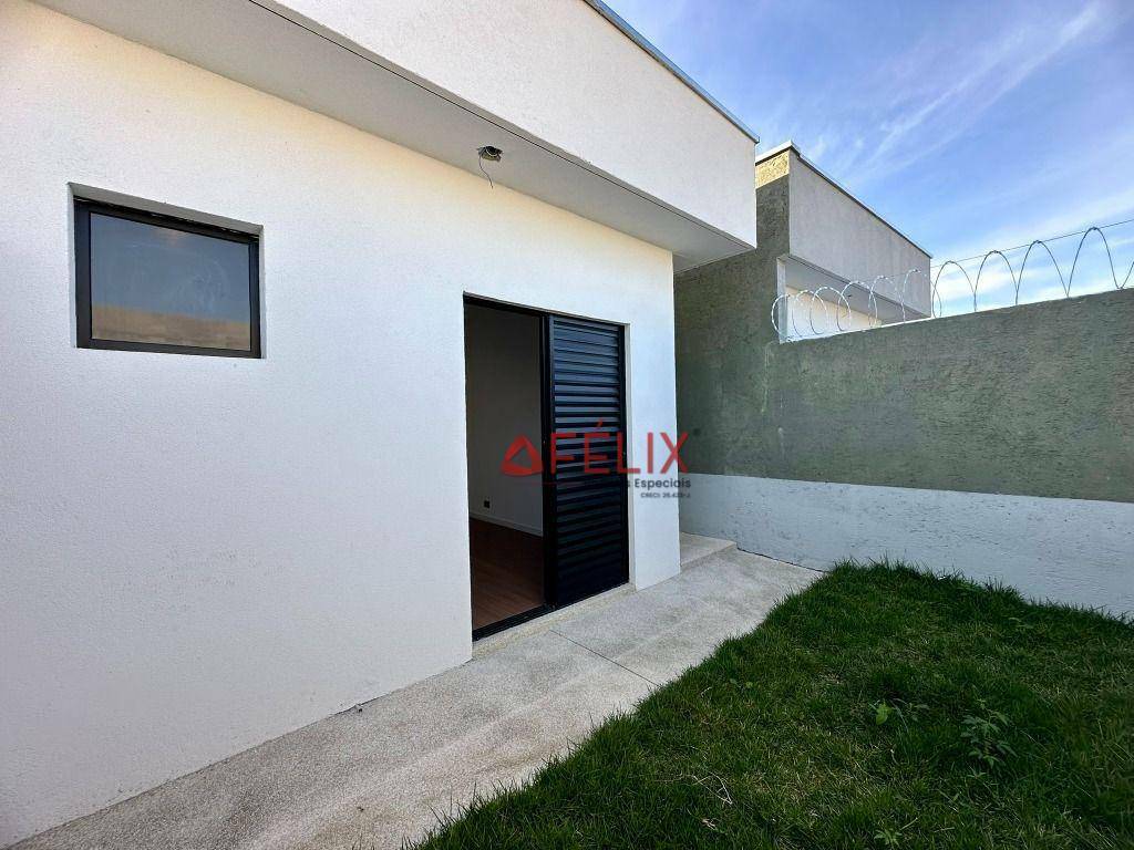 Casa à venda com 3 quartos, 83m² - Foto 23