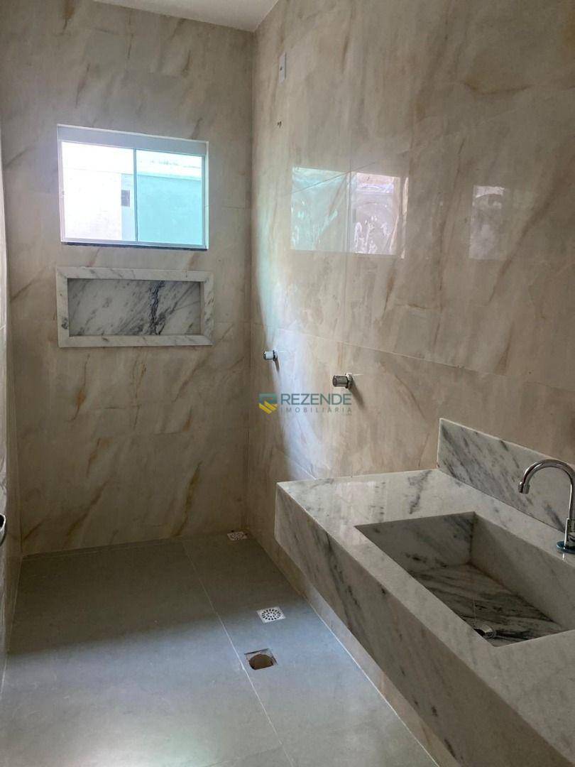 Casa à venda com 3 quartos, 100m² - Foto 6