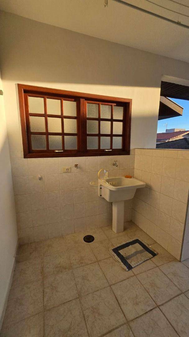 Sobrado para alugar com 4 quartos, 180m² - Foto 27