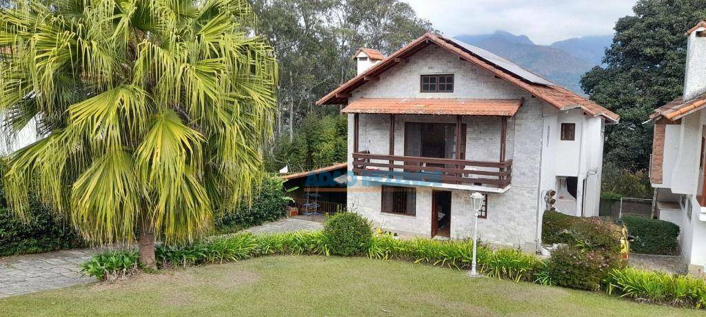 Casa de Condomínio à venda com 5 quartos, 265m² - Foto 1