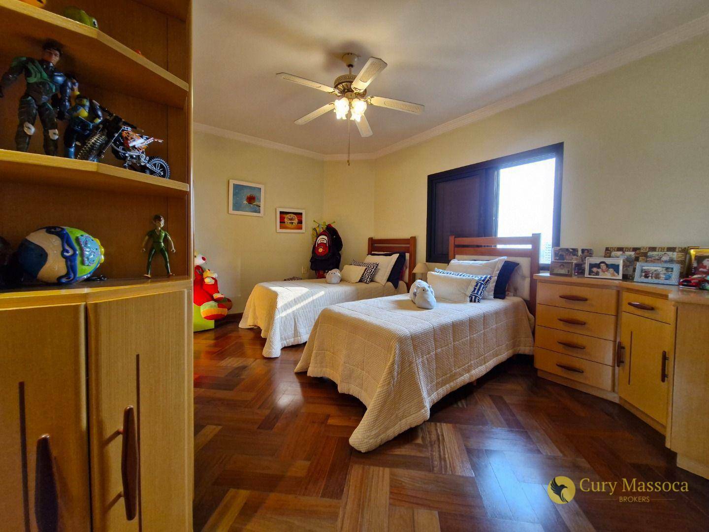 Apartamento à venda com 3 quartos, 341m² - Foto 29