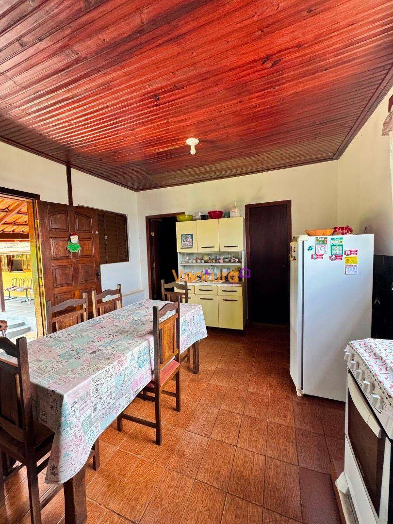 Casa de Condomínio à venda com 3 quartos, 150m² - Foto 6