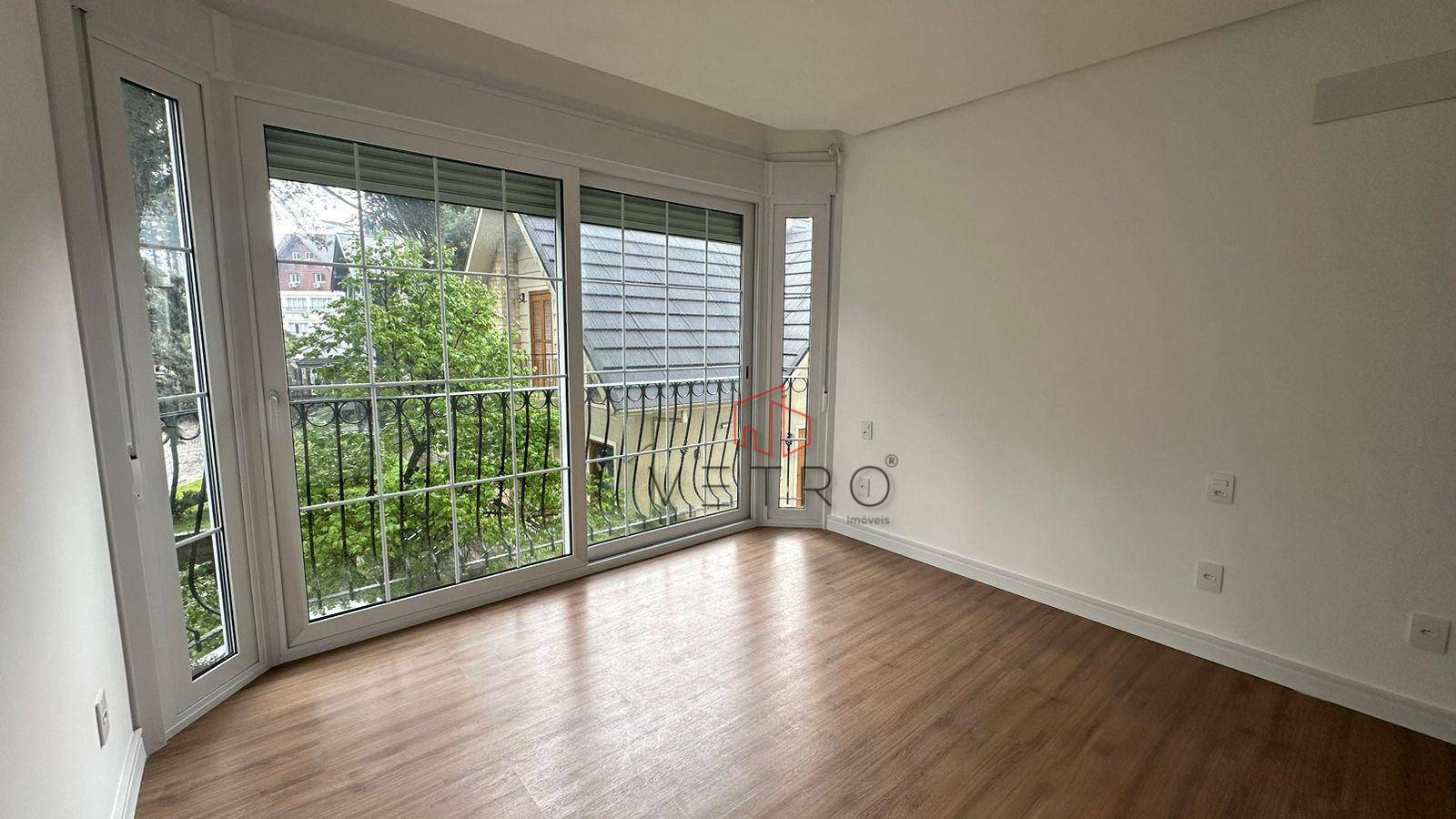 Apartamento à venda com 3 quartos, 157m² - Foto 6