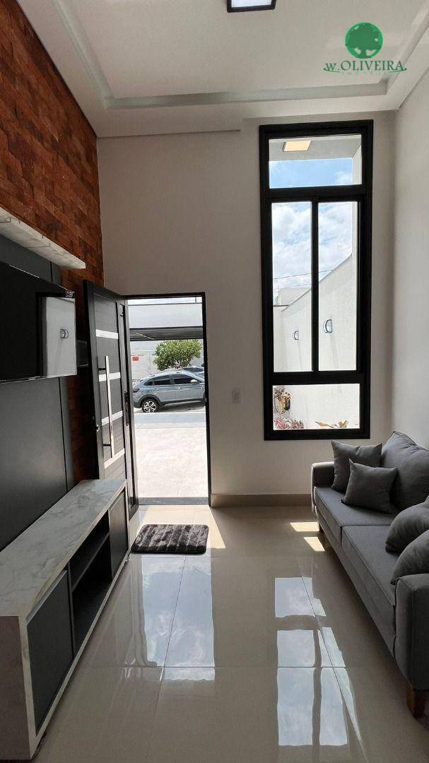Casa à venda e aluguel com 2 quartos, 57m² - Foto 2