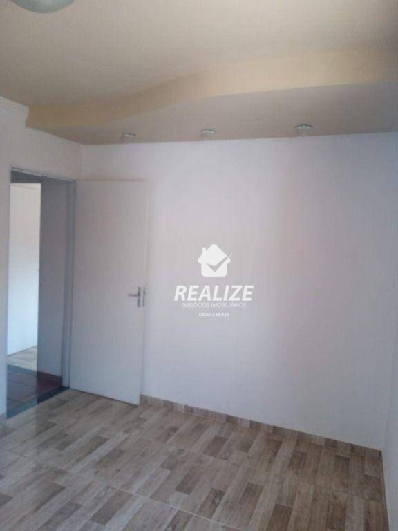 Casa à venda com 2 quartos, 170m² - Foto 8