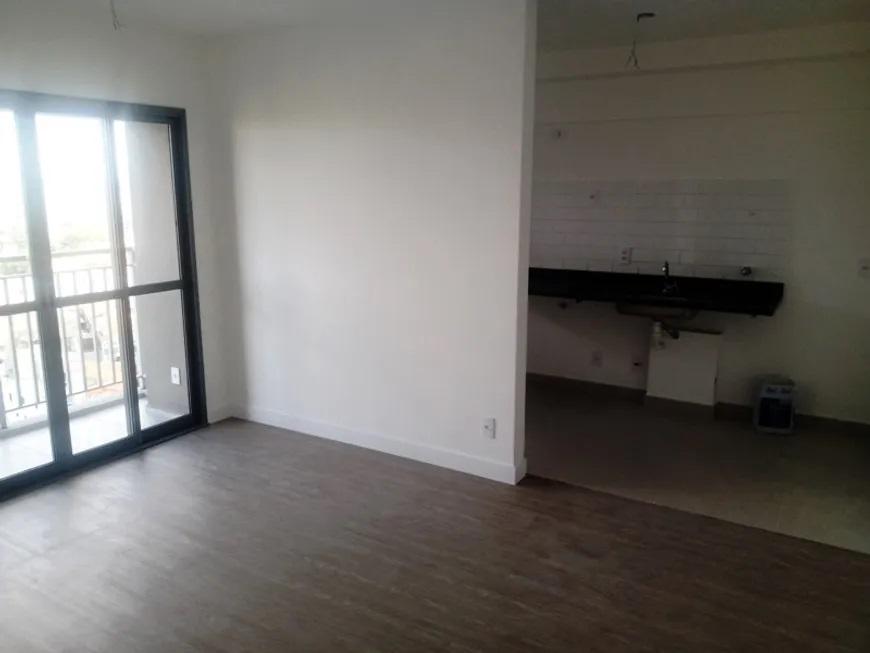 Apartamento à venda com 2 quartos, 60m² - Foto 6