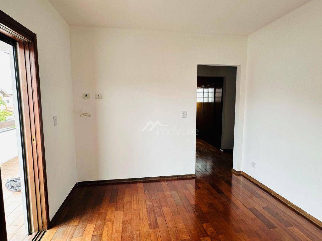 Casa de Condomínio para alugar com 4 quartos, 400m² - Foto 24