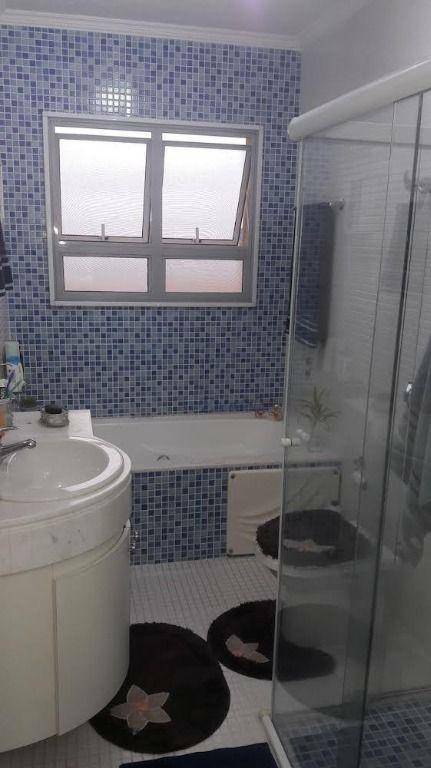 Sobrado à venda com 3 quartos, 220m² - Foto 13