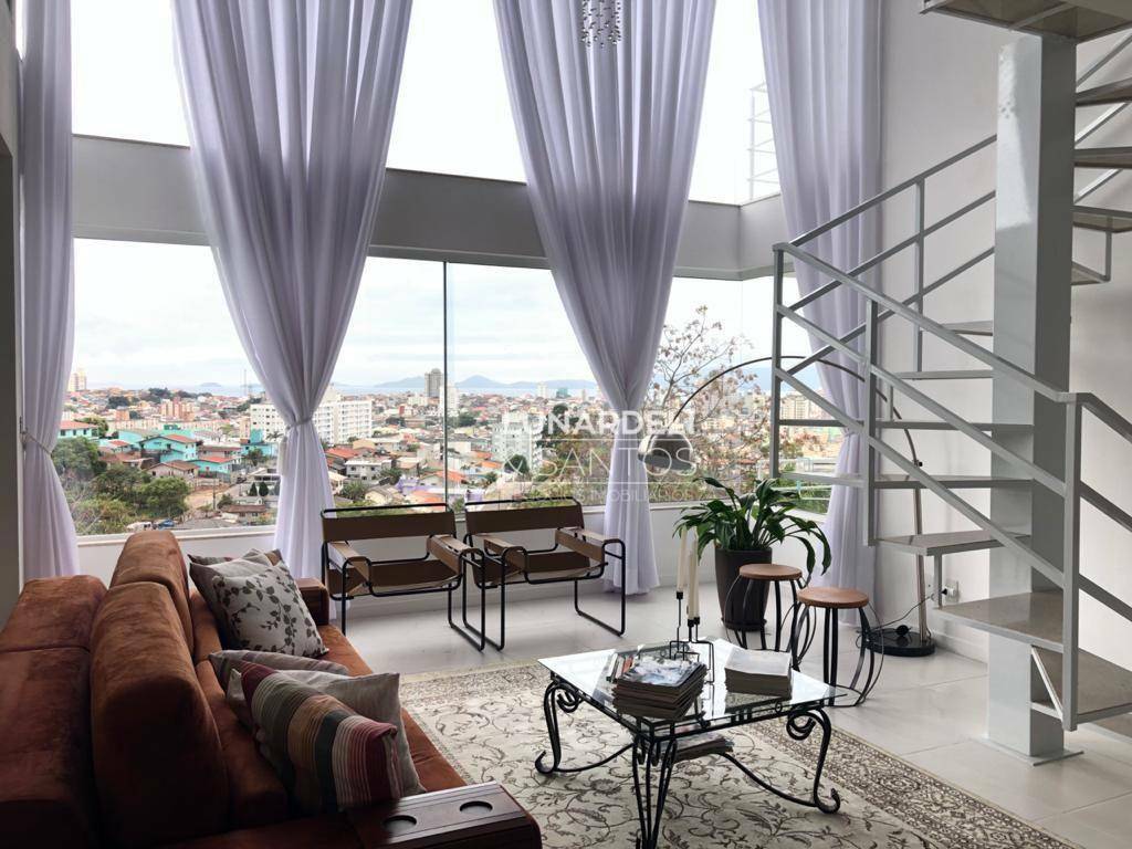 Casa à venda com 3 quartos, 480m² - Foto 15