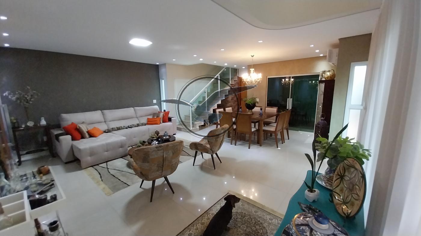 Casa de Condomínio à venda com 3 quartos, 310m² - Foto 2