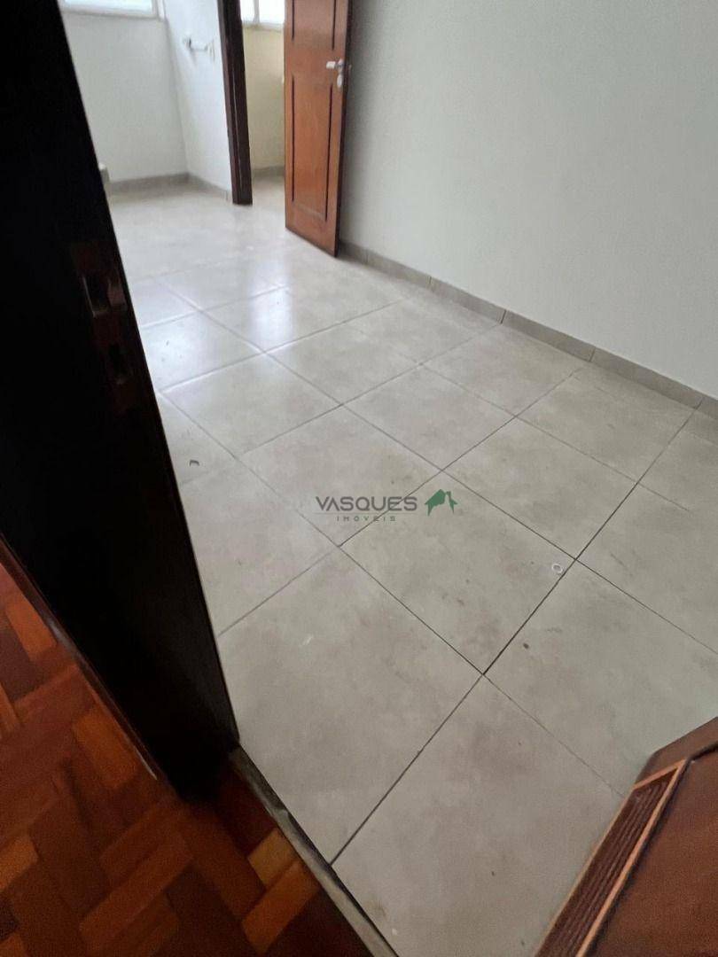 Apartamento à venda com 2 quartos, 82m² - Foto 14