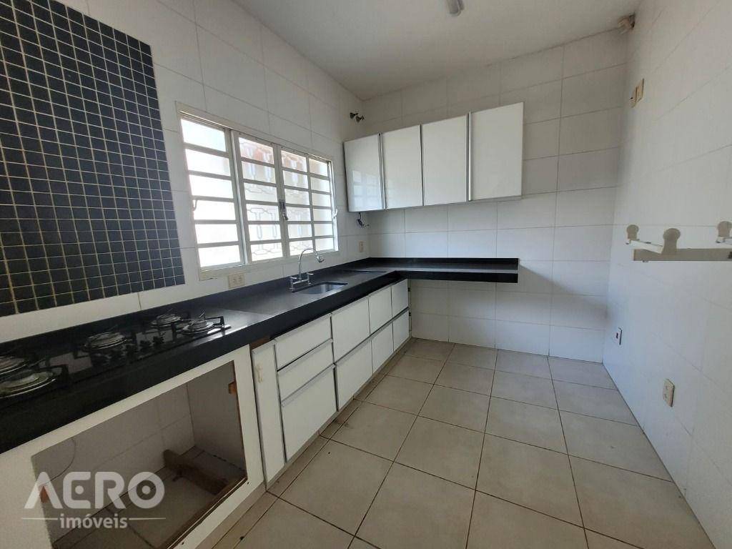 Casa de Condomínio à venda com 2 quartos, 140m² - Foto 27