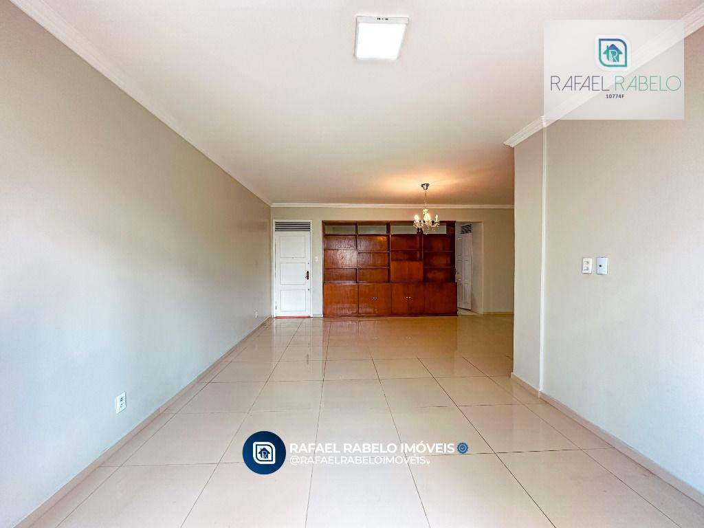 Apartamento à venda com 3 quartos, 140m² - Foto 2