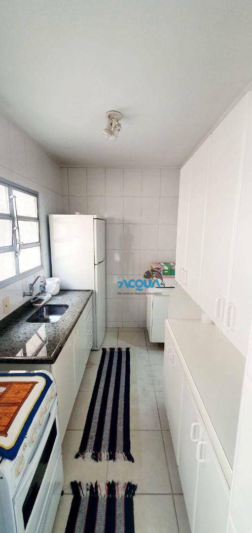 Apartamento à venda com 2 quartos, 80m² - Foto 3