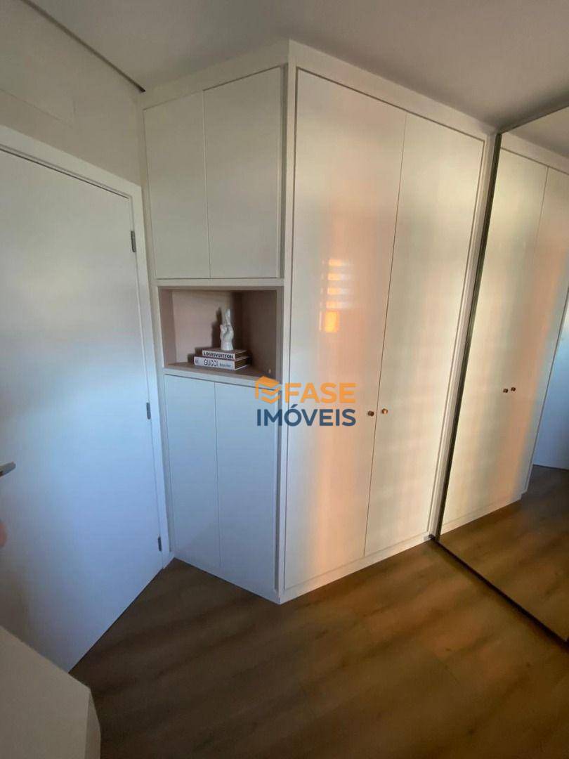 Apartamento à venda com 3 quartos, 166m² - Foto 8