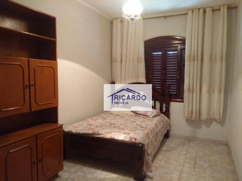 Casa à venda com 3 quartos, 250m² - Foto 8