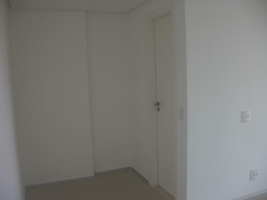 Apartamento à venda com 3 quartos, 124m² - Foto 27