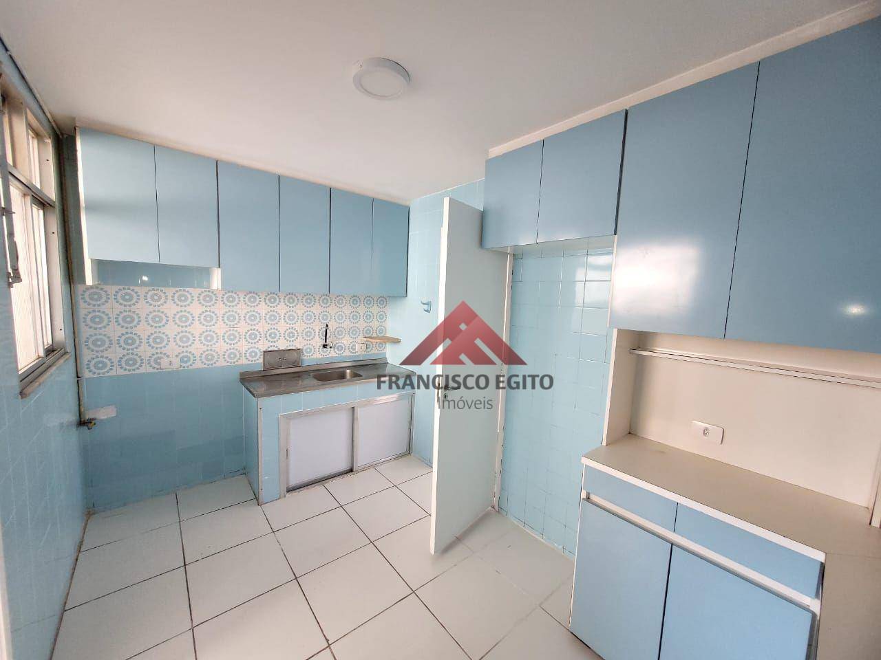 Apartamento para alugar com 3 quartos, 120m² - Foto 16