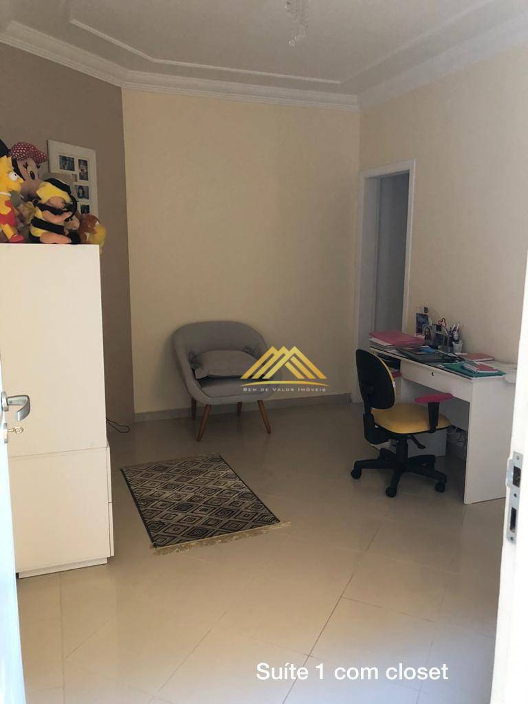 Sobrado à venda com 4 quartos, 352m² - Foto 7