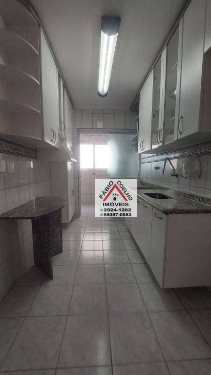 Apartamento à venda com 2 quartos, 65m² - Foto 22