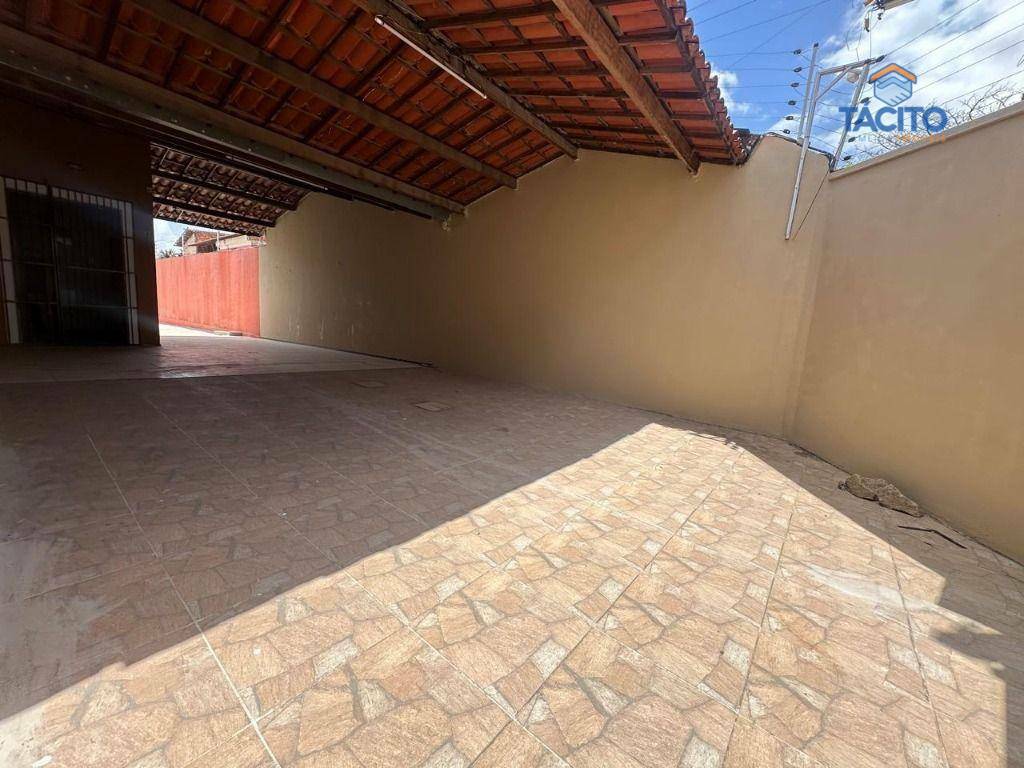 Casa à venda com 3 quartos, 155m² - Foto 3