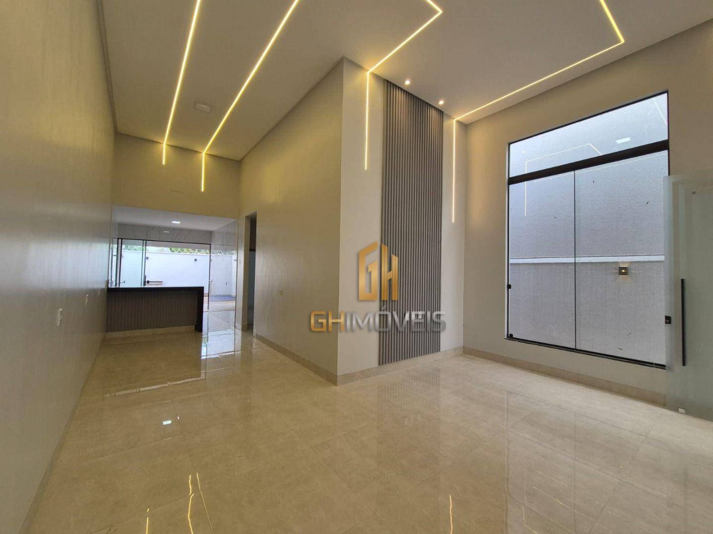 Casa à venda com 3 quartos, 120m² - Foto 1
