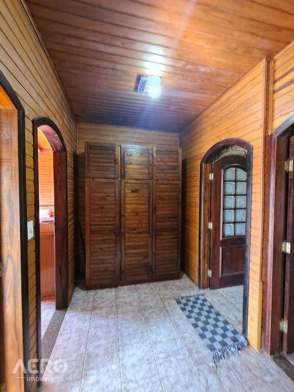 Chácara à venda com 3 quartos, 300m² - Foto 37