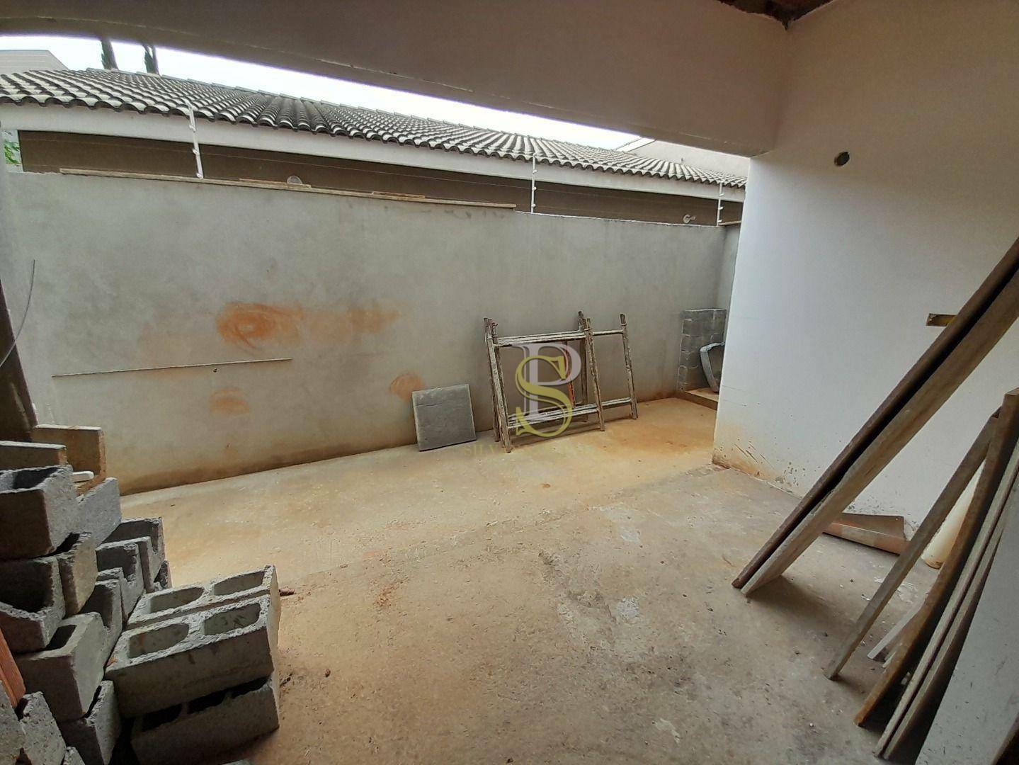 Casa à venda com 3 quartos, 108m² - Foto 8