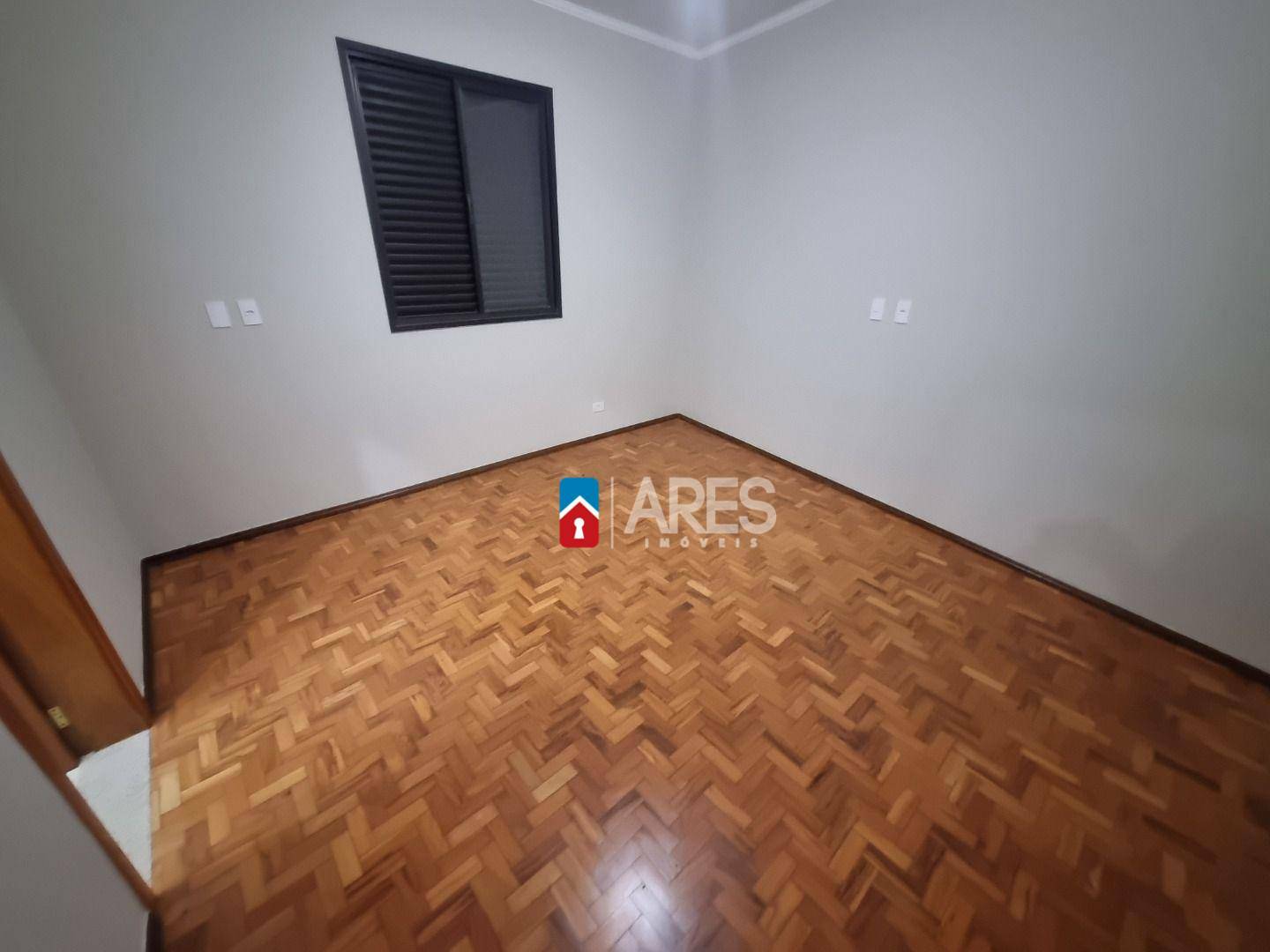 Apartamento à venda com 3 quartos, 114m² - Foto 9
