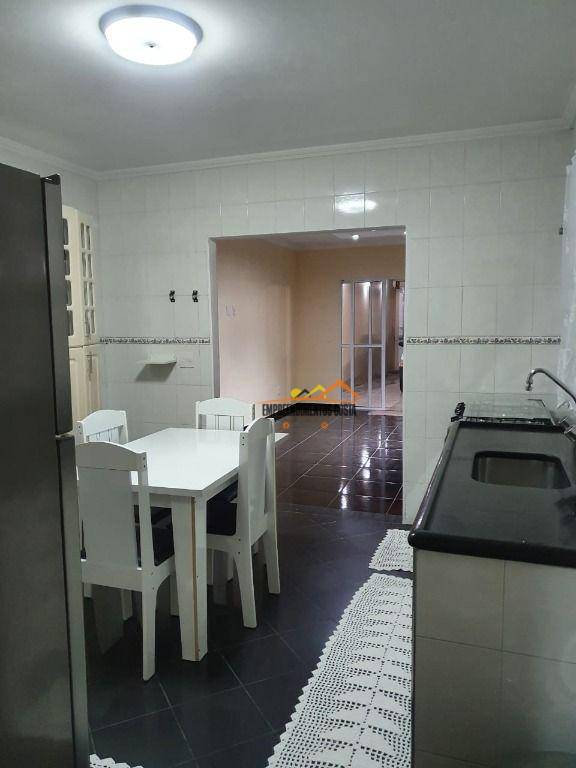 Casa à venda com 2 quartos, 128m² - Foto 15