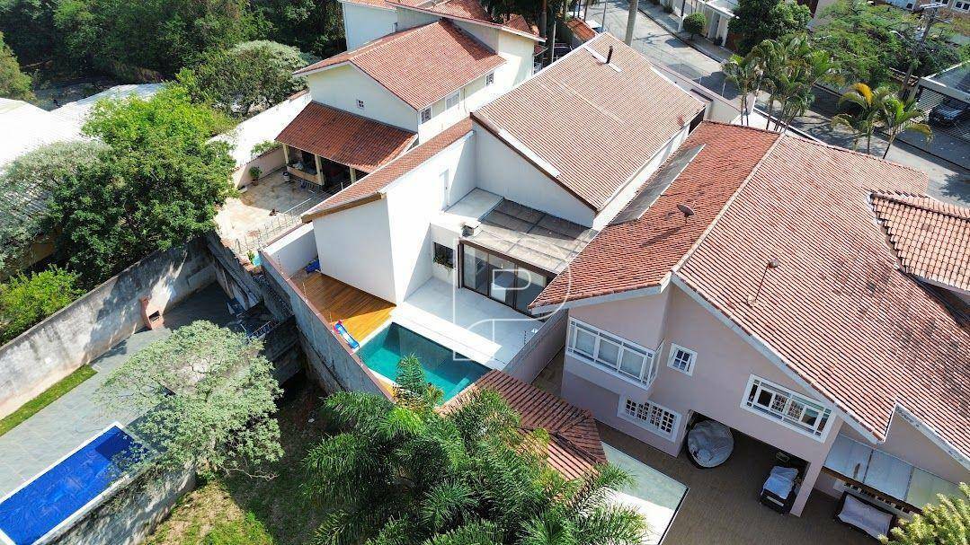 Casa à venda com 4 quartos, 240m² - Foto 40