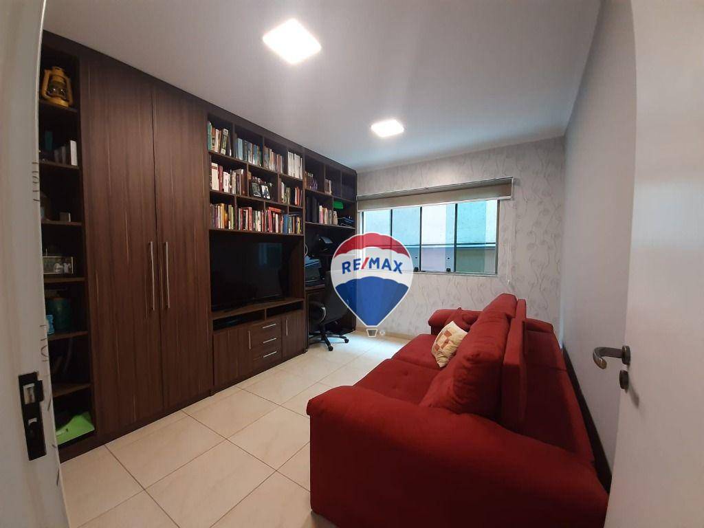 Casa de Condomínio à venda com 3 quartos, 250m² - Foto 20