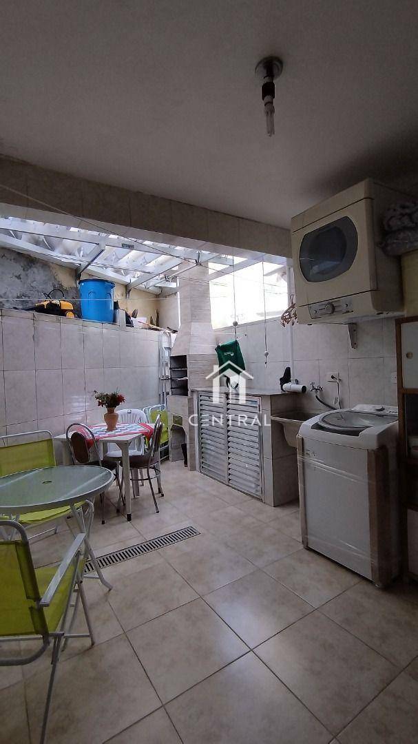 Sobrado à venda com 3 quartos, 130m² - Foto 13