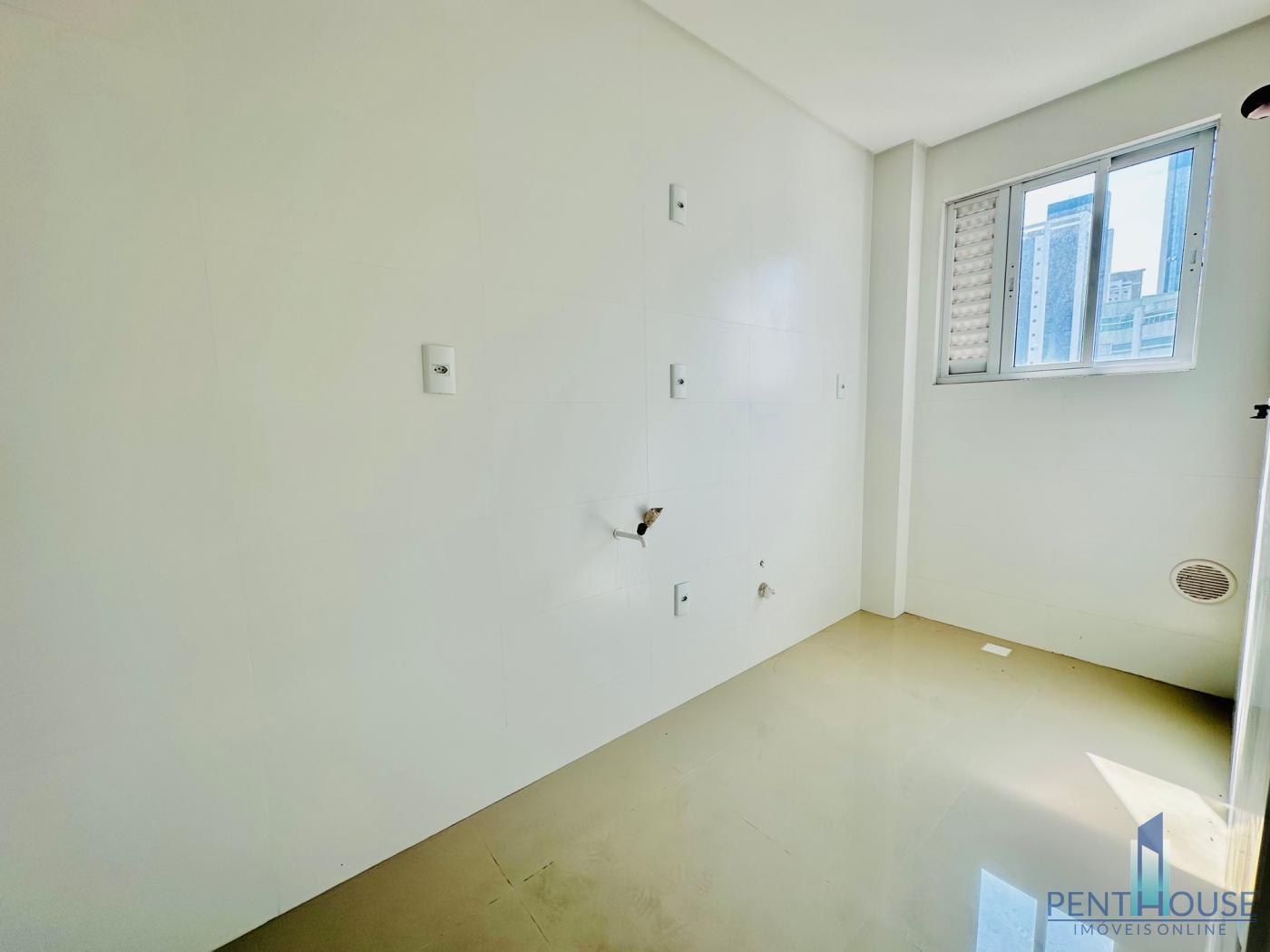 Apartamento à venda com 3 quartos, 122m² - Foto 8