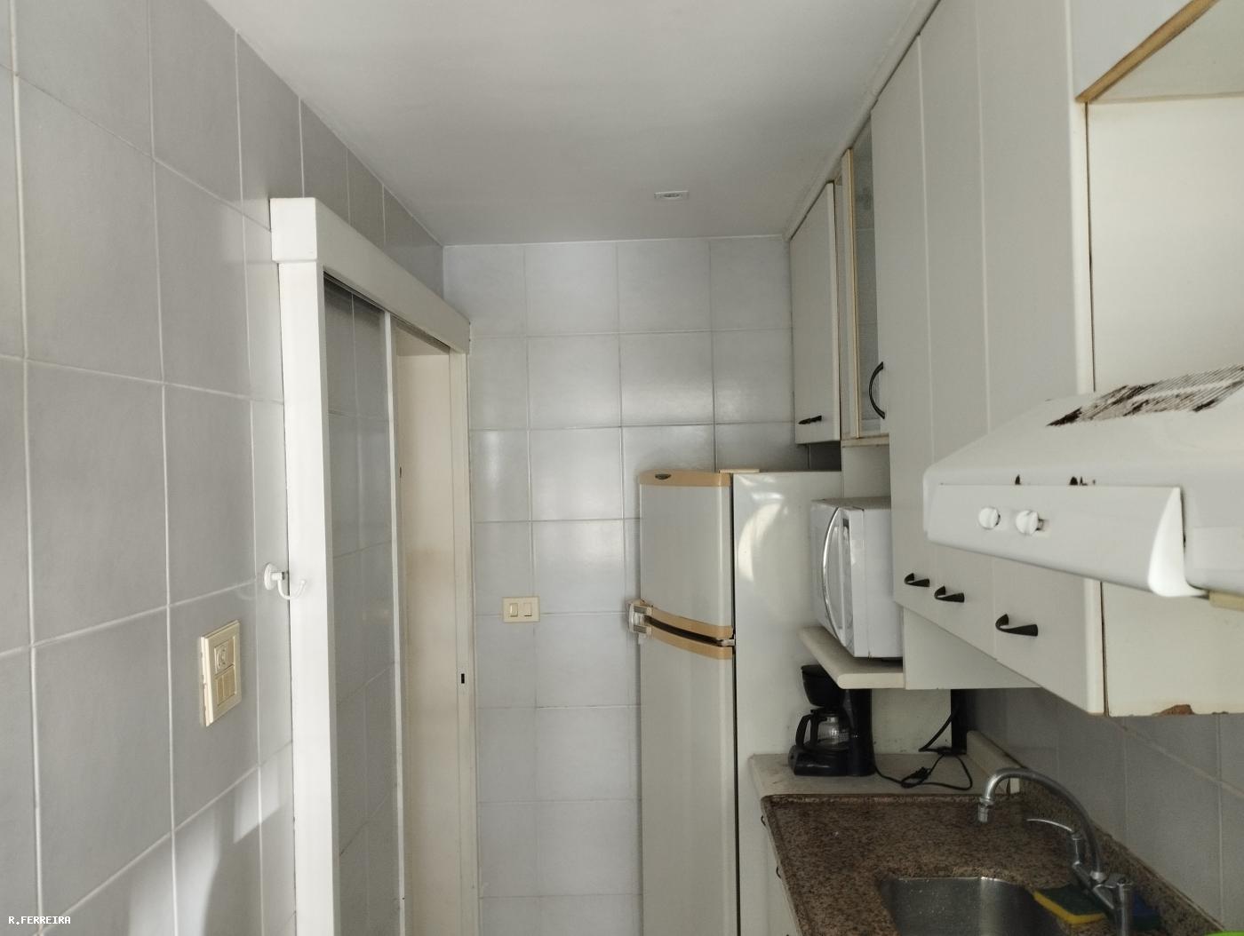 Apartamento à venda com 1 quarto, 57m² - Foto 7