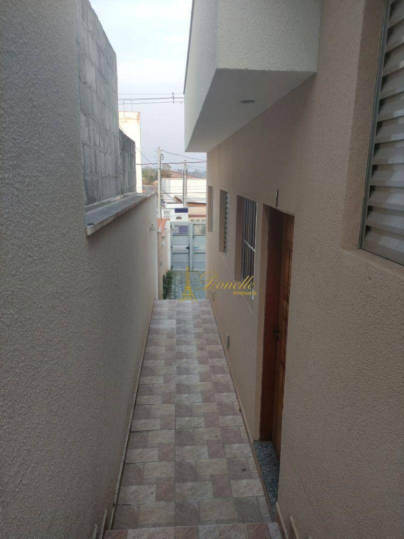 Casa à venda com 3 quartos, 99m² - Foto 2