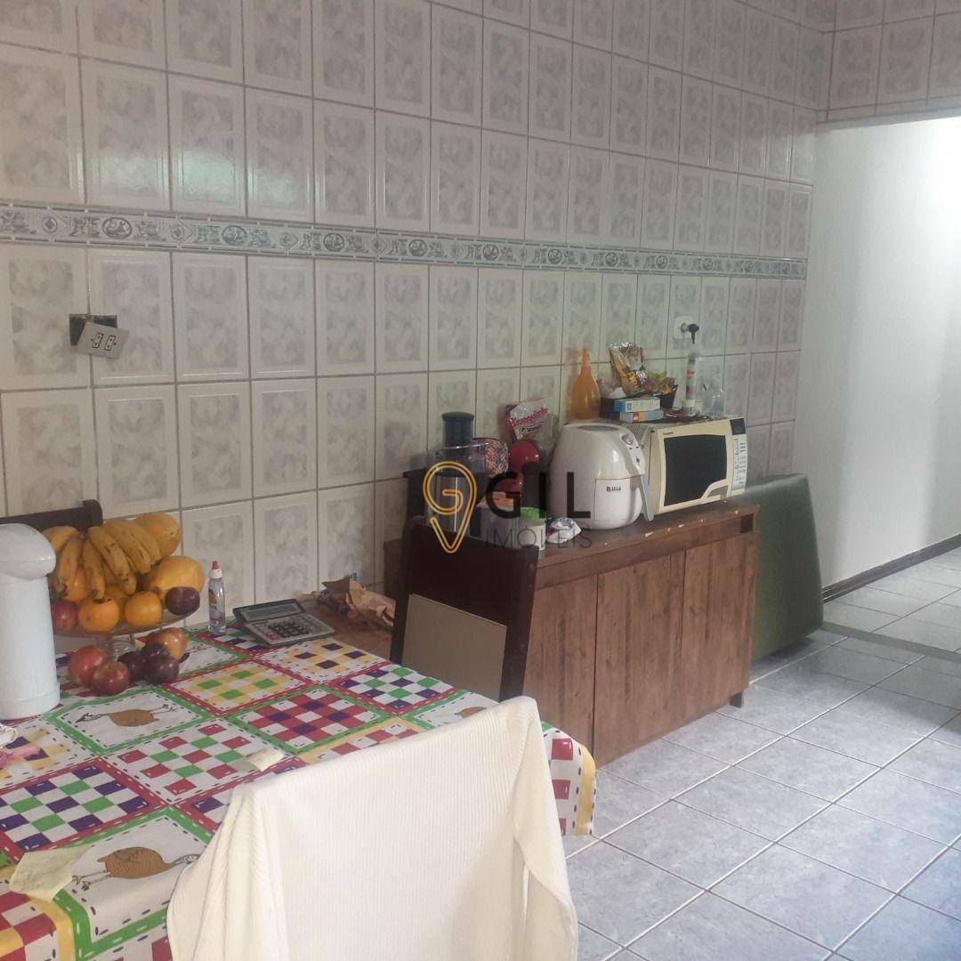 Casa à venda com 2 quartos, 90m² - Foto 7