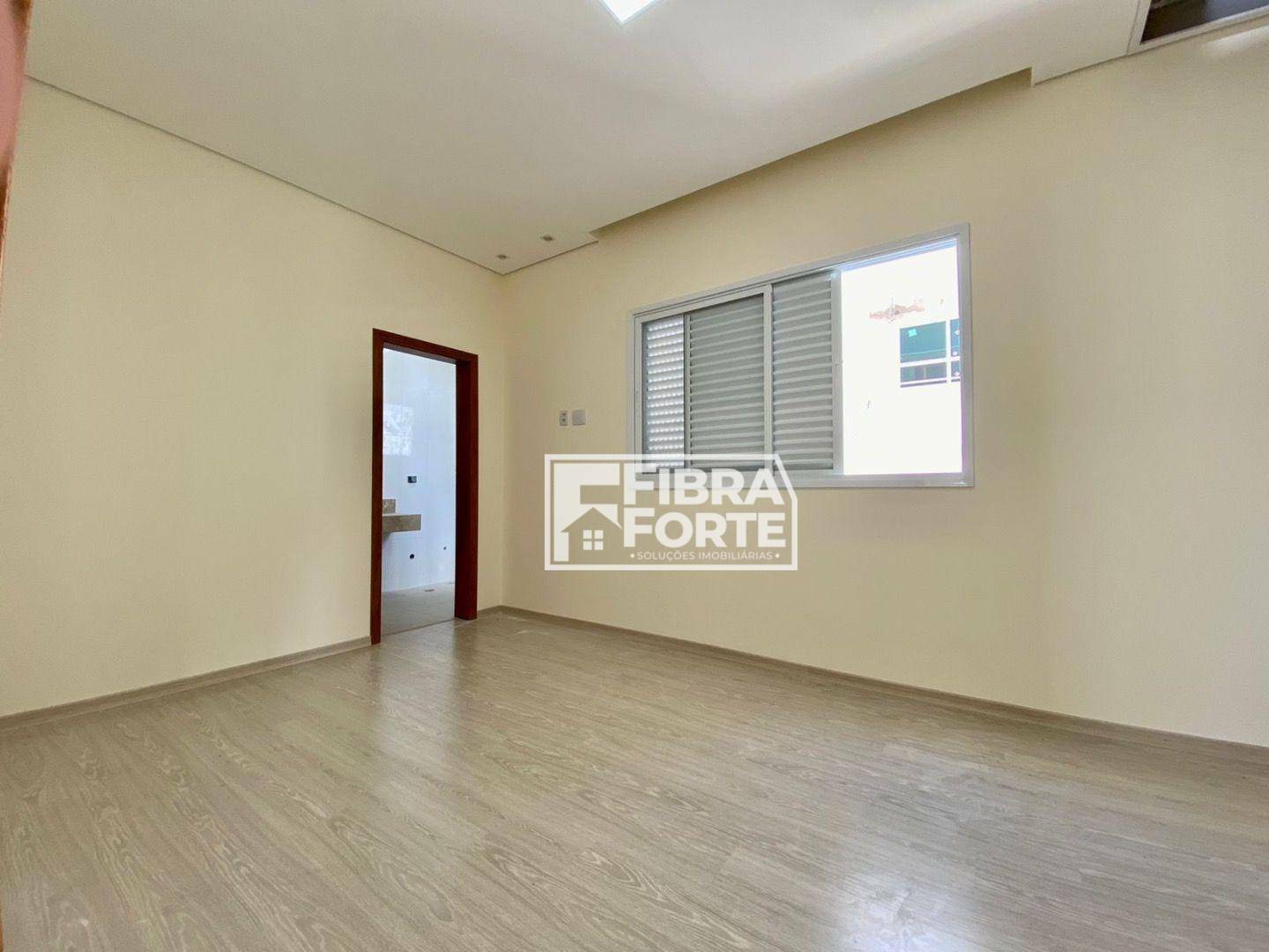 Casa de Condomínio à venda com 5 quartos, 330m² - Foto 21