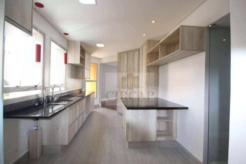 Apartamento à venda e aluguel com 3 quartos, 244m² - Foto 13