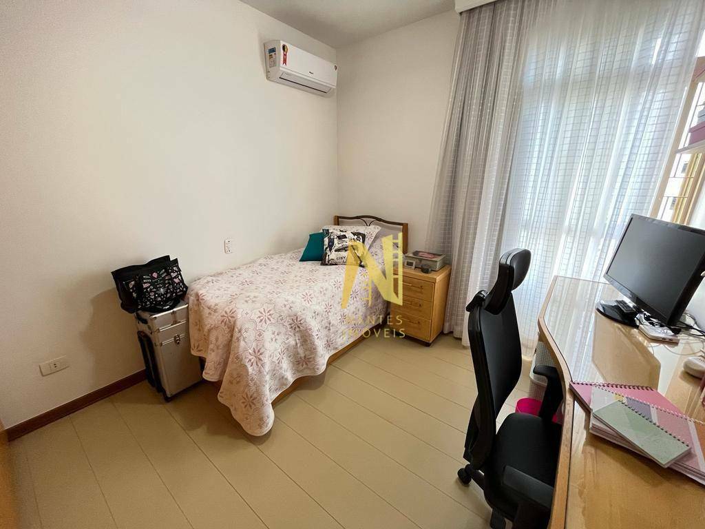 Apartamento à venda com 3 quartos, 119m² - Foto 18