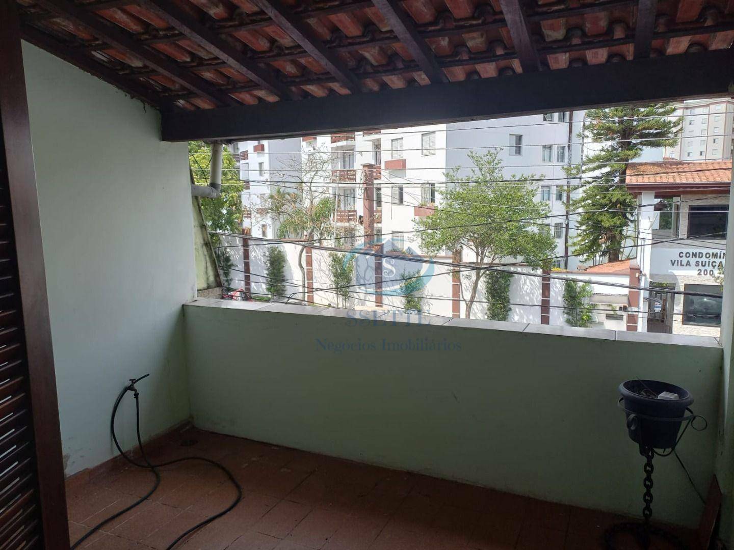 Sobrado à venda com 2 quartos, 160m² - Foto 3