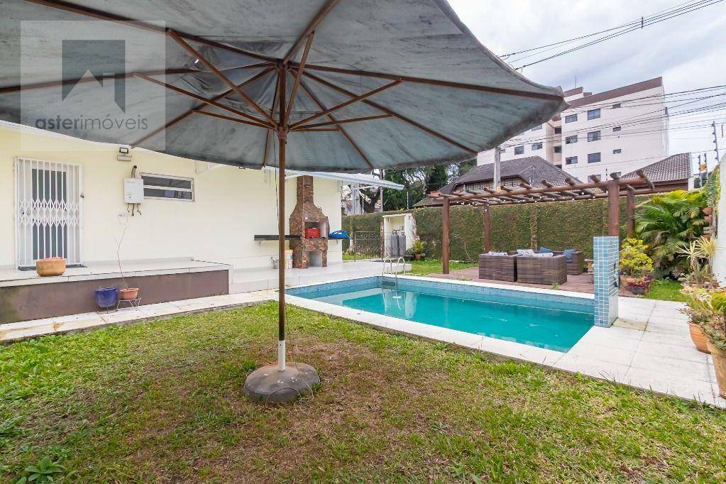 Casa para alugar com 4 quartos, 285m² - Foto 15