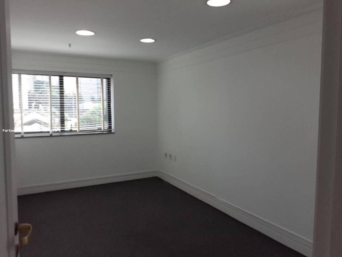 Conjunto Comercial-Sala à venda com 1 quarto, 122m² - Foto 7