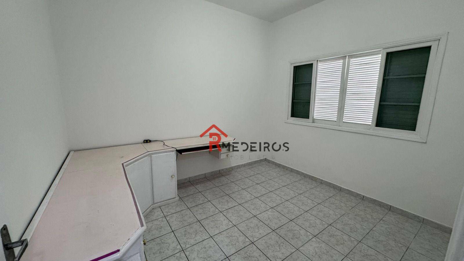 Casa à venda com 2 quartos, 111m² - Foto 8