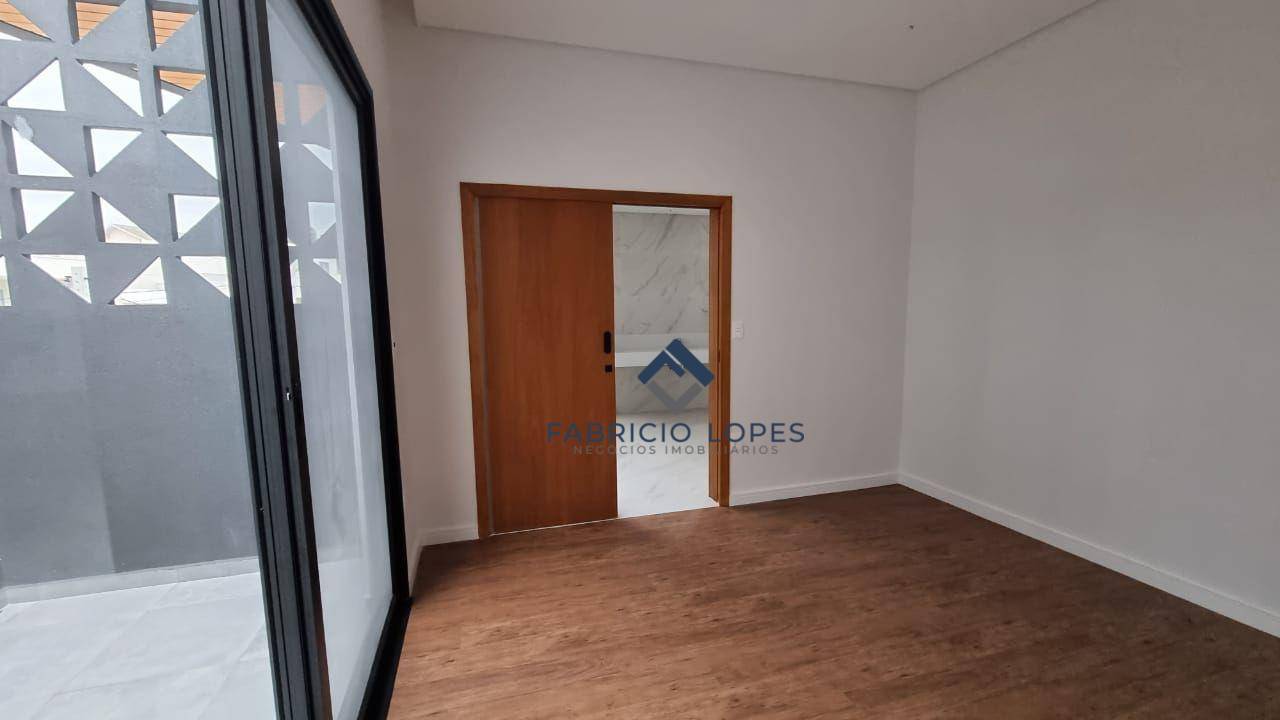 Casa à venda com 4 quartos, 450m² - Foto 35