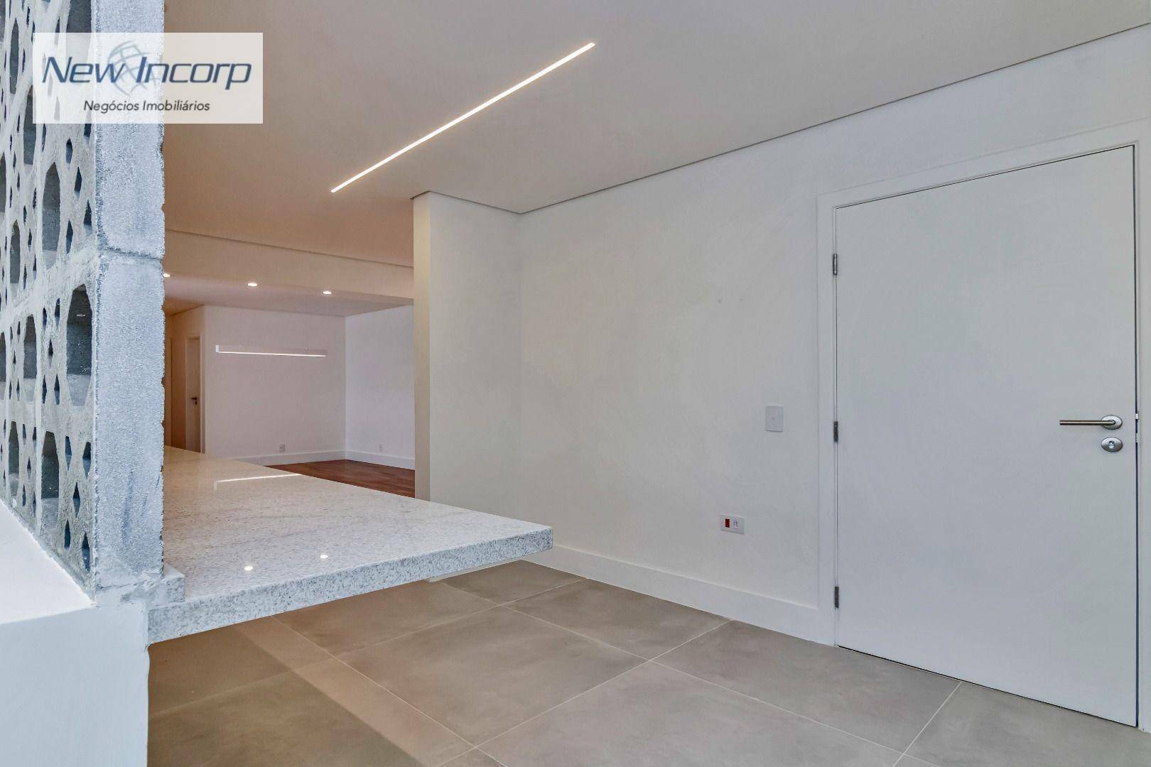 Apartamento à venda com 3 quartos, 149m² - Foto 1