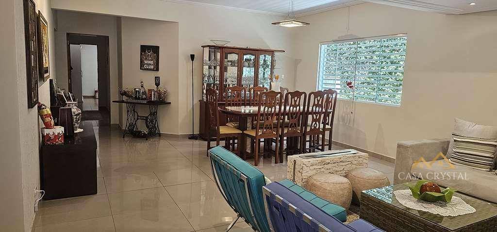 Casa de Condomínio à venda com 3 quartos, 358m² - Foto 5