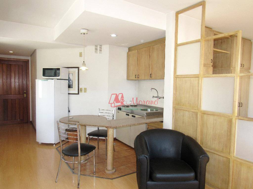 Apartamento à venda com 1 quarto, 40m² - Foto 3