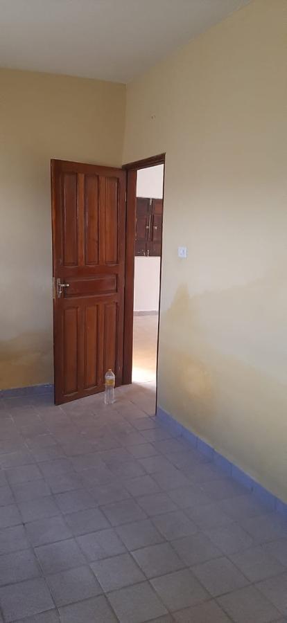 Casa à venda com 2 quartos, 200m² - Foto 6